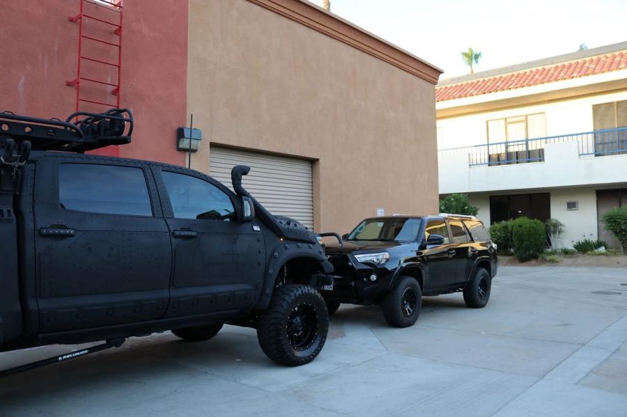  Toyota Tundra CrewMax 4x4 Zombie Apocalypse 2013 года  (фото 457 из 461)